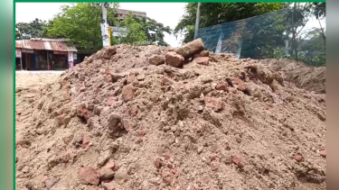 গোদাগাড়ী পৌরসভার সড়ক নির্মাণে ব্যপক অনিয়ম