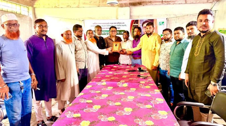 আলফাডাঙ্গায় বাংলাদেশ প্রেসক্লাব ইউএইর সভাপতিকে সংবর্ধনা