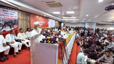 স্বৈরাচারের সঙ্গে রাতে আপস ক‌রে দি‌নে আন্দোল‌ন ক‌রে‌নি জামায়াত: বিরোধীদলীয় নেতা