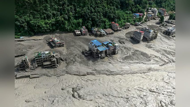নেপালে আকস্মিক ভূমিধস–বন্যায় ৯৫ মরদেহ উদ্ধার, ৪০৩ জন নিখোঁজ