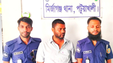 পটুয়াখালীতে আইনজীবী দম্পতিকে কুপিয়ে জখম, গ্রেপ্তার ১