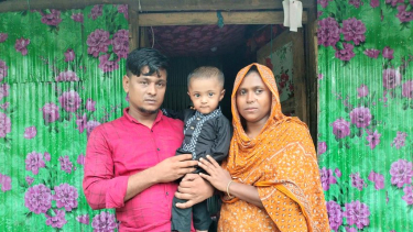 লালমোহনে হার্টের রোগে আক্রান্ত শিশু শাকিবকে বাঁচাতে বাবা মায়ের আকুতি