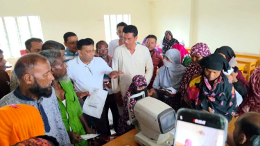 কয়রায় বিনামূল্যে চক্ষু চিকিৎসা ক্যাম্প, সেবা পেলো শতাধিক মানুষ