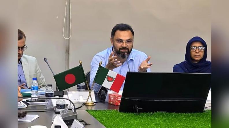 ‘আমি চাই না আপনারা কোচ হয়ে বিদেশ সফরে যান’—ফেডারেশন কর্তাদের ক্রীড়া প্রতিমন্ত্রী