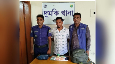 দুমকিতে ১৬১০ পিস ইয়াবা এক ব্যক্তি গ্রেফতার