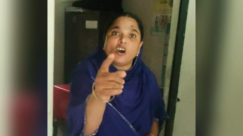 ভূঞাপুরে নবজাতকের মৃত্যু নিয়ে সংবাদ সংগ্রহ কালে সাংবাদিকের হাত-পা ভেঙে ফেলার হুমকি