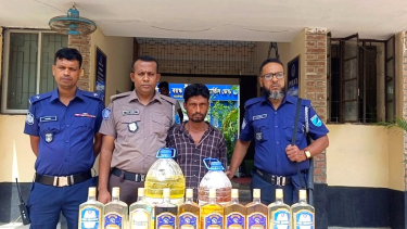 সালথায় ২০ লিটার দেশীয় মদ উদ্ধার, গ্রেপ্তার ১
