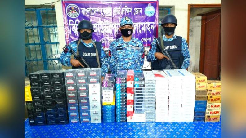 লালমোহনে শুল্ক ফাঁকি দেয়া বিপুল পরিমাণের বিদেশি সিগারেট জব্দ