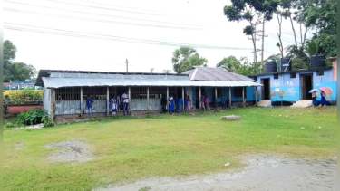 নতুন ভবনের অপেক্ষায় ১৫০ শিক্ষার্থীর