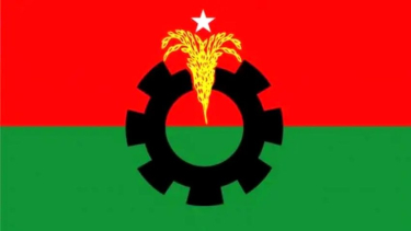 পটুুয়াখালী বিএনপিতে পাল্টাপাল্টি অভিযোগ, প্রতিষ্ঠাবার্ষিকীর মঞ্চে উত্তাপ
