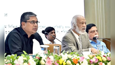 এলজিইডির সভায় অনুপস্থিতি নিয়ে কর্মকর্তাদের তিরস্কার প্রতিমন্ত্রী শাহে আলমের