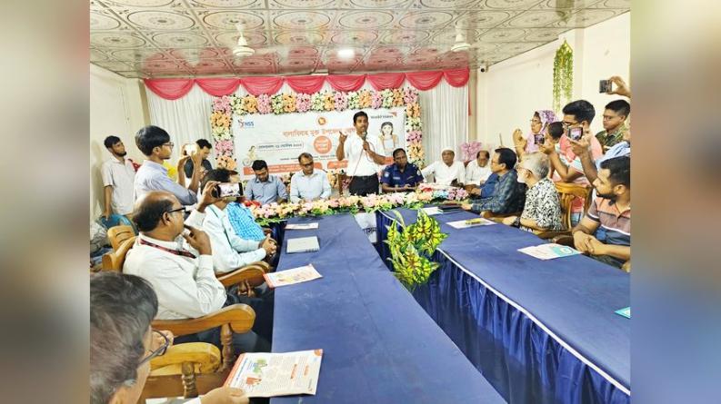 ফলক উন্মোচনের মাধ্যমে আমতলীকে বাল্যবিবাহমুক্ত উপজেলা ঘোষণা
