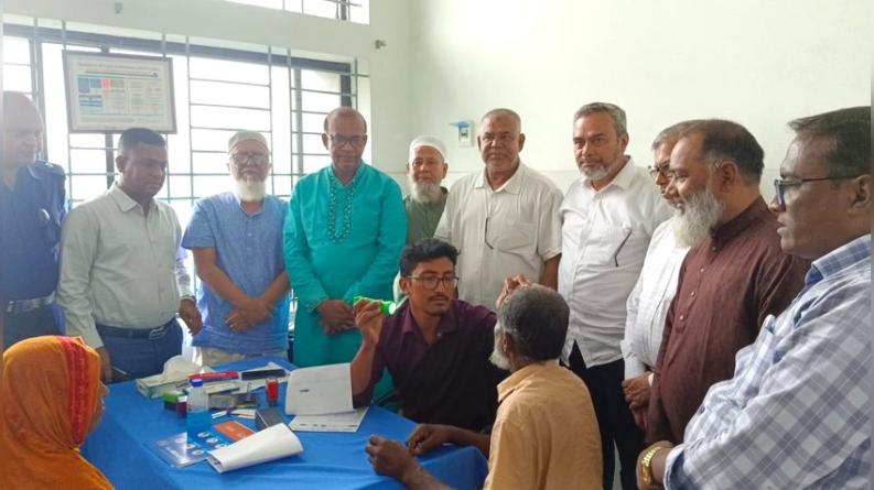পীরগঞ্জে মোবারক আলী চক্ষু হাসপাতালের বিনামূল্যে চক্ষু ক্যাম্প