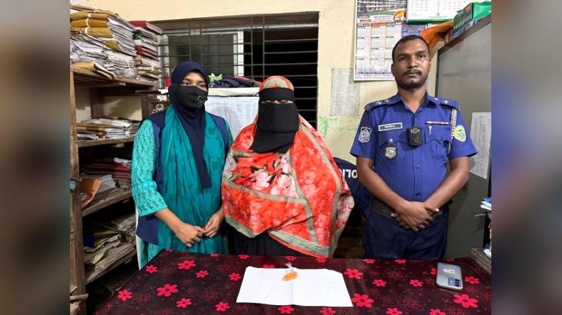 চরফ্যাশনে ৯৫ পিস ইয়াবাসহ নারী আটক