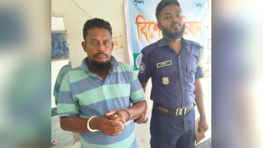 নাজিরপুরে বিস্ফোরক মামলায় আওয়ামী লীগ নেতা গ্রেফতার