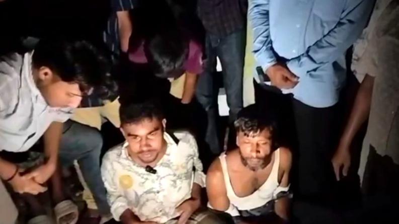 দশমিনায় গরু চুরি করে গাড়িতে তোলার সময়ে জনতার হাতে আটক ২