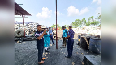 অবৈধভাবে টায়ার পোড়ানোয় সিংগাইরের গ্রিন এনার্জিকে ১ লাখ টাকা জরিমানা