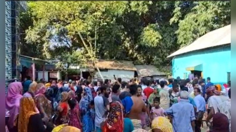 মানিকগঞ্জে প্রবাসফেরত ব্যক্তি, স্ত্রী ও শিশুকন্যার মরদেহ উদ্ধার