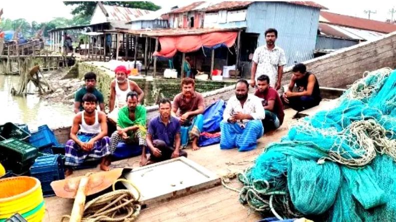 এক মাসের ব্যবধানে গভীর সমুদ্রে ফের ডাকাতি
