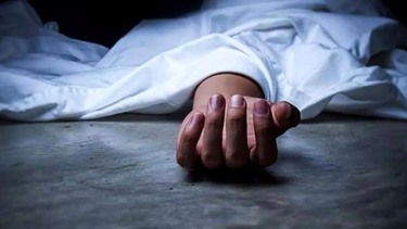 ভেড়ামারায় দোতলা বাড়িতে টাইলস লাগাতে গিয়ে বিদ্যুৎস্পৃষ্টে তরুণের মৃত্যু