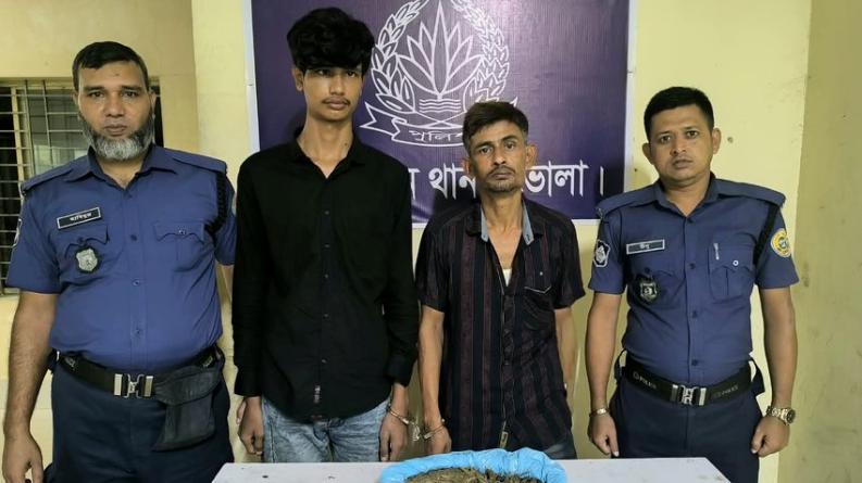 লালমোহনে গাঁজাসহ দুই জন আটক