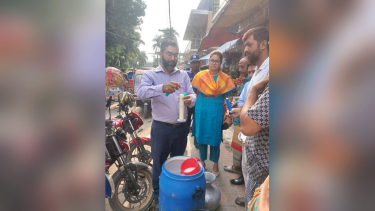 দোহারে ভেজাল দুধ বিক্রির দায়ে ৯ জনকে অর্থদণ্ড