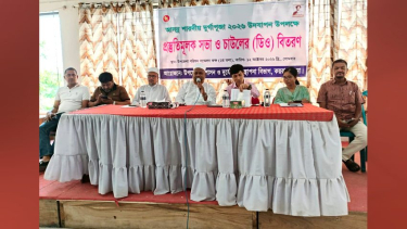 কয়রায় দুর্গাপূজার প্রস্তুতি নিয়ে সভা, বরাদ্দ চালের ডিও বিতরণ শুরু