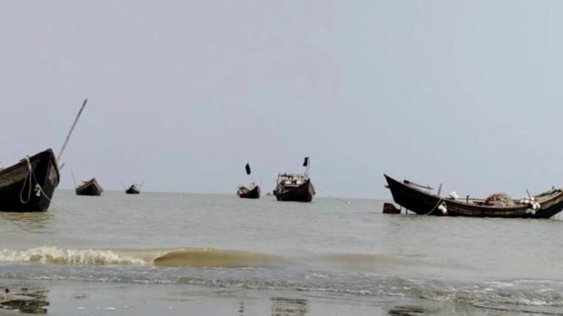 দশমিনায় দুই ইউনিয়নের জেলেরা ১৭ দিনেও পাননি সরকারি চাল