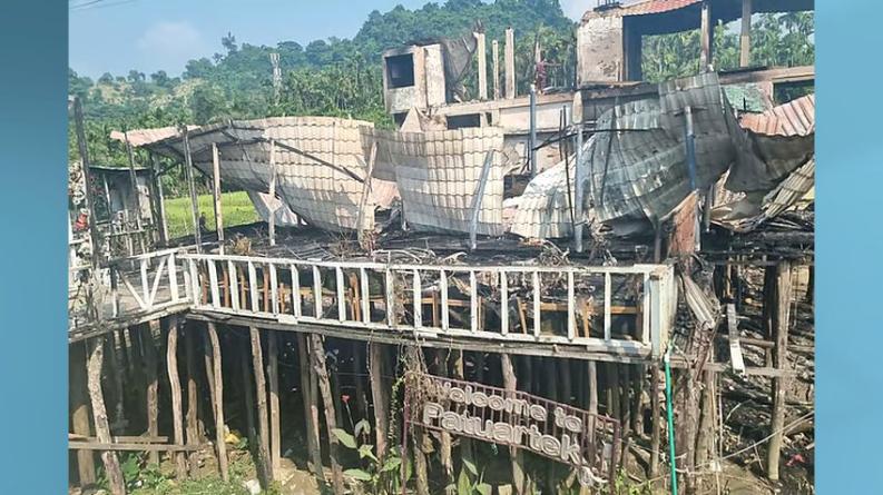ইনানী রিসোর্টে আগুন: স্ত্রীকে জানালা দিয়ে বের করে লাফ দিলেন স্বামী