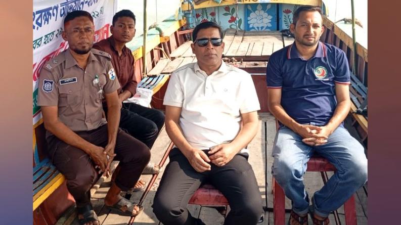 কঁচা নদীতে ৮ হাজার মিটার অবৈধ জাল জব্দ, পুড়িয়ে ধ্বংস