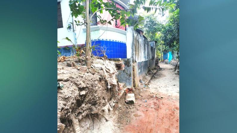 দোহারে সড়ক নির্মাণ ঘিরে হয়রানির অভিযোগ, দিনভর থানায় আটক ব্যক্তি