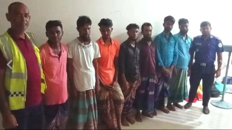 তেঁতুলিয়া নদীতে ইলিশ শিকারে আটক ২৩ জন, ১৫ জেলের কারাদণ্ড