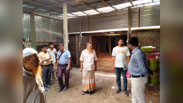 কালীগঞ্জে বেশি দামে গ্যাস সিলিন্ডার বিক্রি, তিন ব্যবসায়ীকে জরিমানা