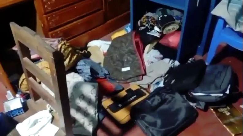 ভালুকায় শিক্ষকের বাড়িতে ডাকাতি, আহত ৭২ বছরের বাবা