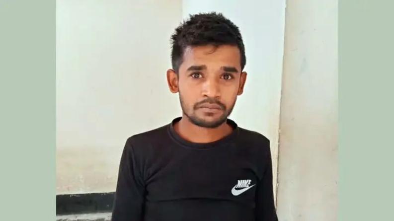 নেশার টাকা না পেয়ে বাবার ঘরে আগুন, আড়াইহাজারে ছেলে গ্রেপ্তার