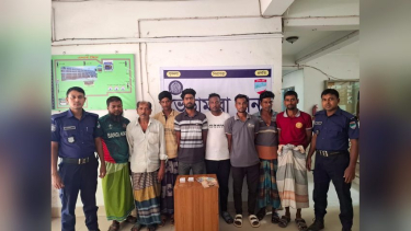 ভেড়ামারায় জুয়ার আসর থেকে ৮ জন গ্রেপ্তার, নগদ টাকা ও তাস উদ্ধার