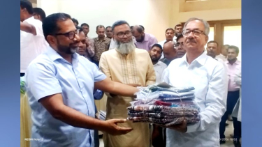 পিরোজপুরে ১০২ পূজামন্দিরে প্রধানমন্ত্রীর অনুদান ও উপহার বিতরণ