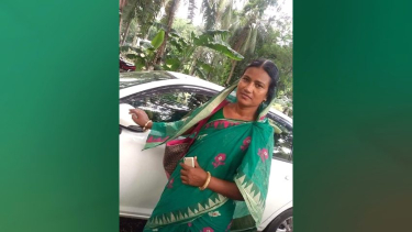 ৫২ বছর বয়সে এইচএসসি পাস করলেন ডিমলার শেফালী
