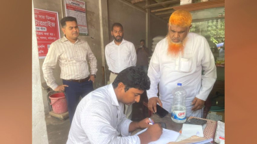 কৃষকের বরাদ্দের ২০০ বস্তা ইউরিয়া সার বিক্রি, ডিলারকে জরিমানা