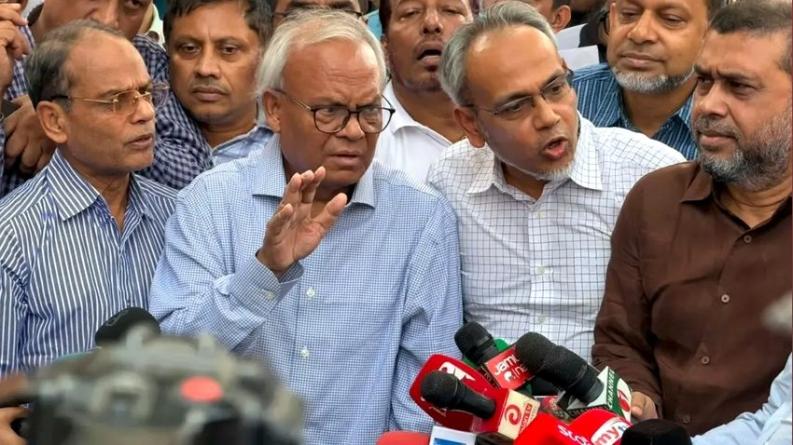আ. লীগ ও ‘গুপ্ত দল’ বিএনপির বিরুদ্ধে চক্রান্তে লিপ্ত: রিজভী